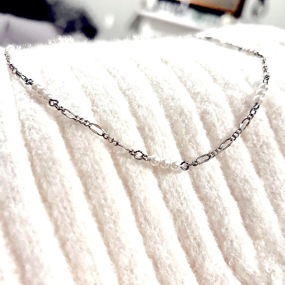 Silver and Pearl Necklace